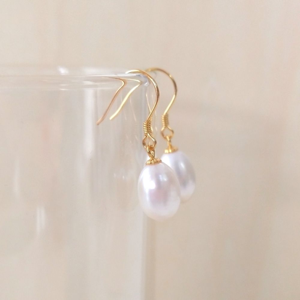 Freshwater Pearl Drop Earrings - Picture 3 of 7